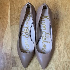 Sam Edelman Beige Pointed Toe Heel